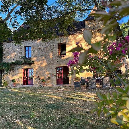 Roquebrune Bed & Breakfast Saint-Alvere Exterior photo