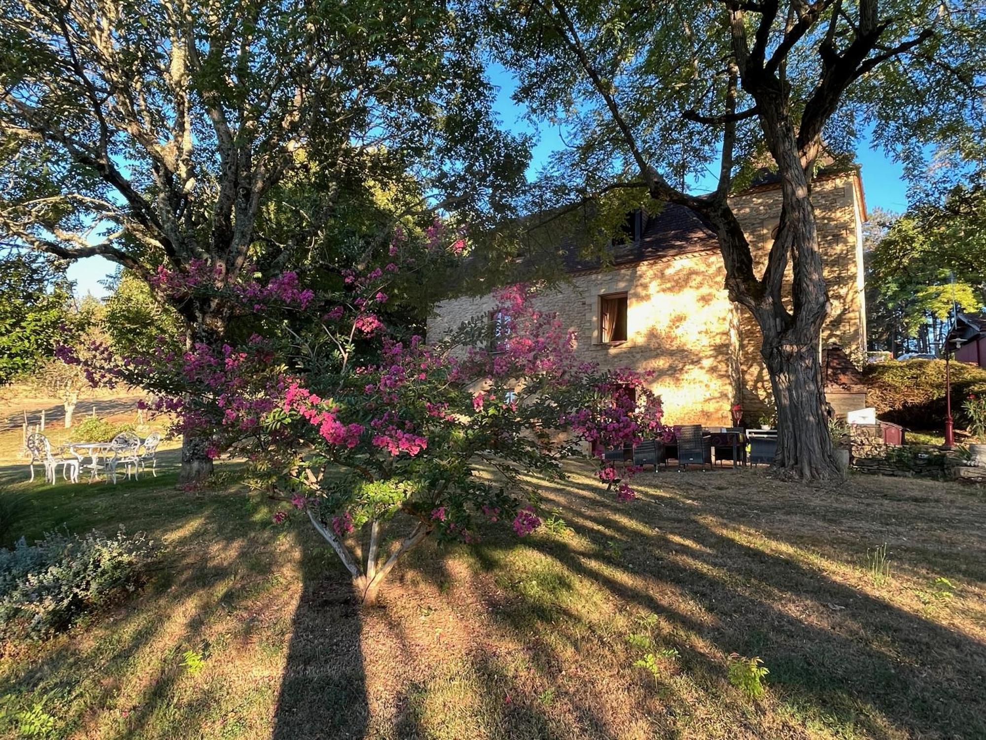 Roquebrune Saint-Alvere Exterior photo